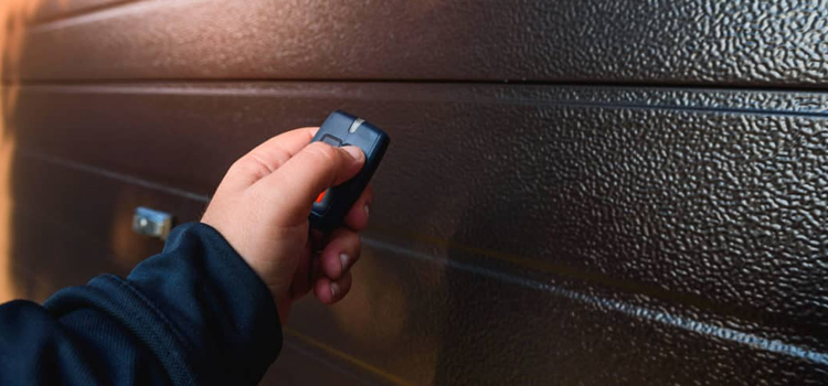 automatic door opener with remote control in Rosemead