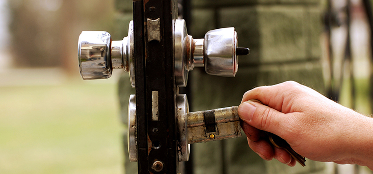 front door latch repair Rosemead
